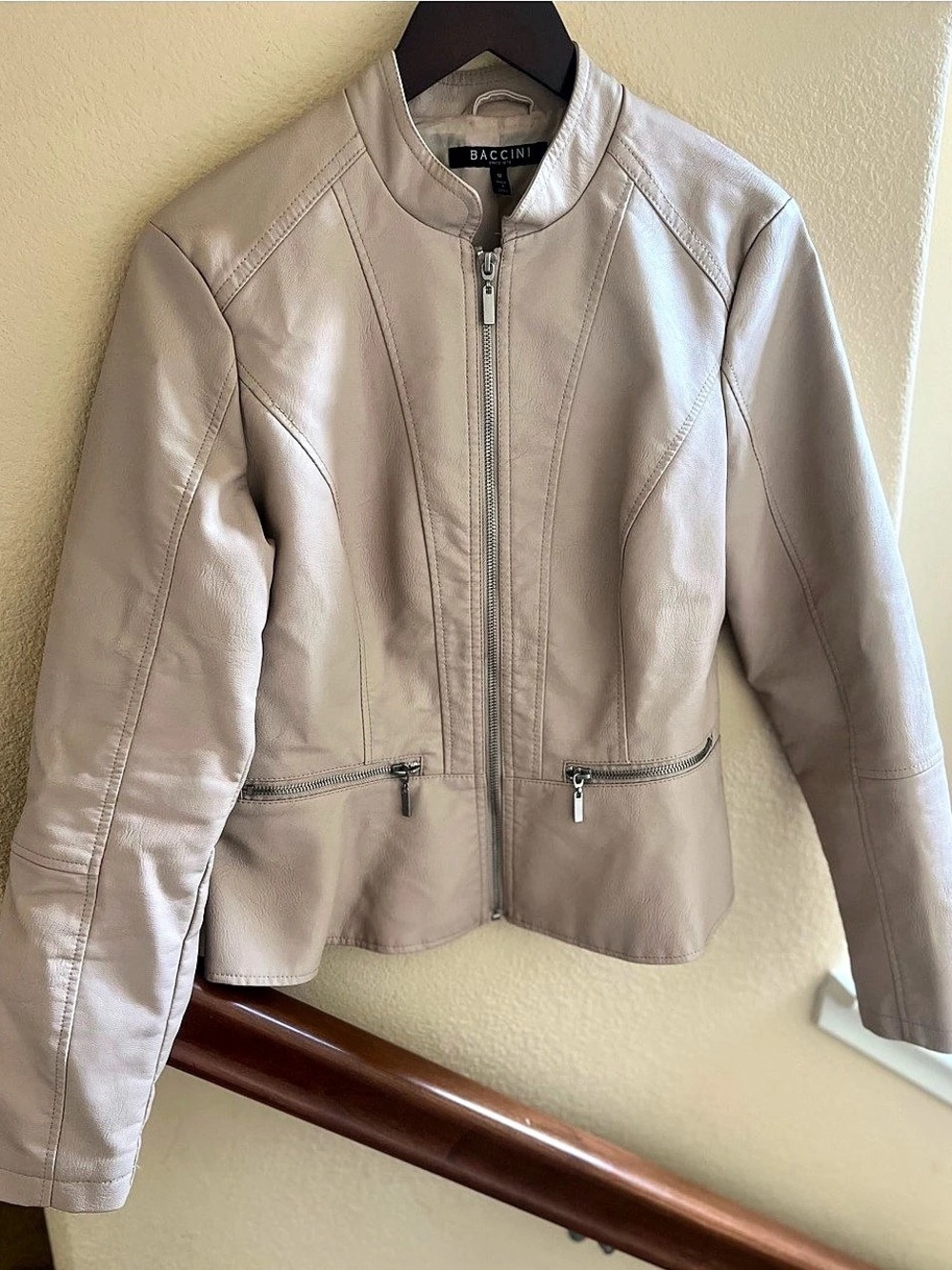 Baccini Faux Leather Moto Jacket – Cream / Beige Size Medium